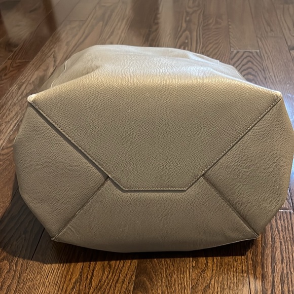 Celine Phantom Cabas Tote - Picture 4 of 10